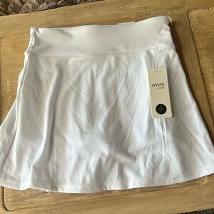 New White tennis skirt with shorts